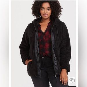 TORRID BLACK SHERPA ZIP UP HOODIE JACKET LIGHTWEIGHT COAT 2 XXL 2XL